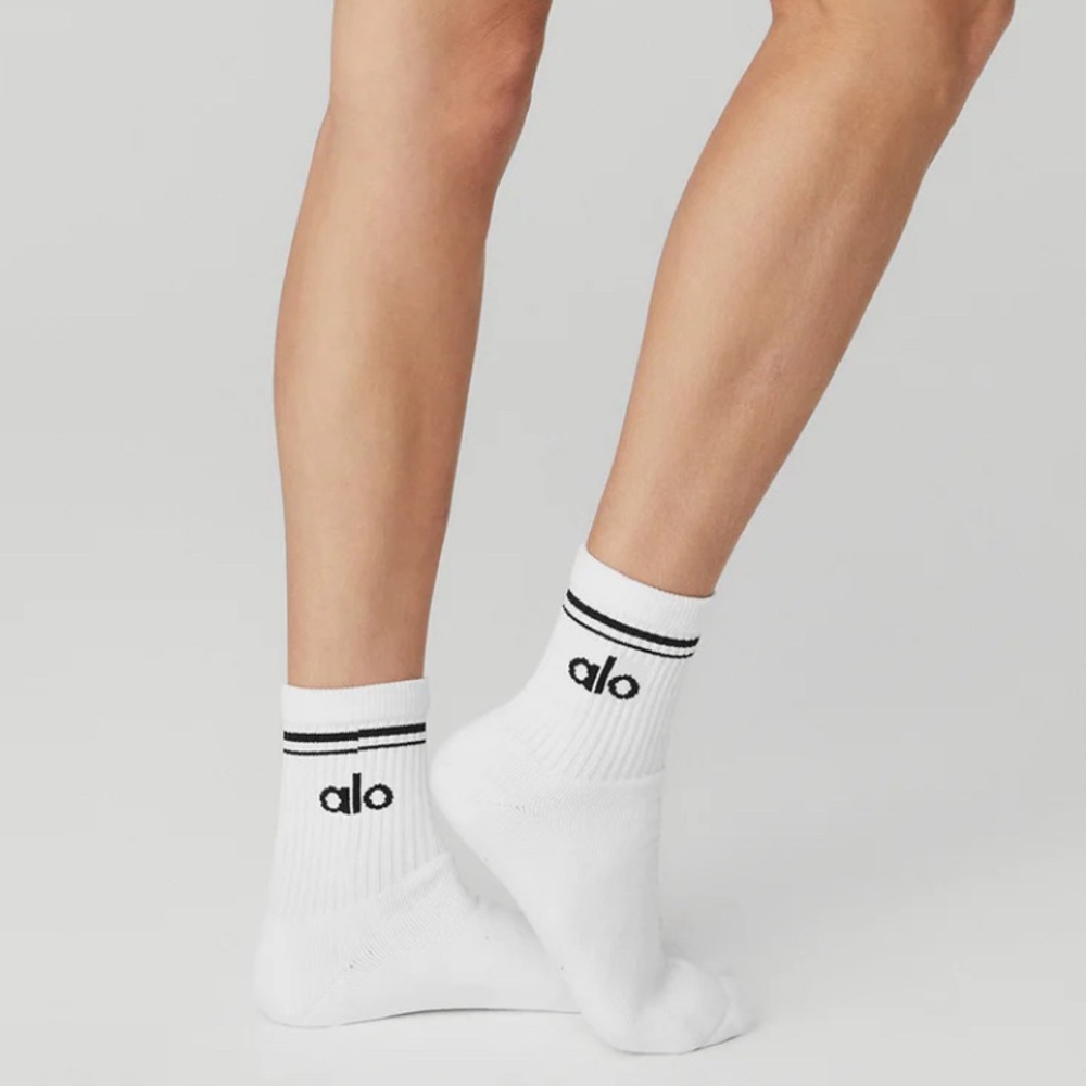 Alo Yoga Sock Sports Medium Long Pilates Fitness Sports Four Seasons (2 Pars)